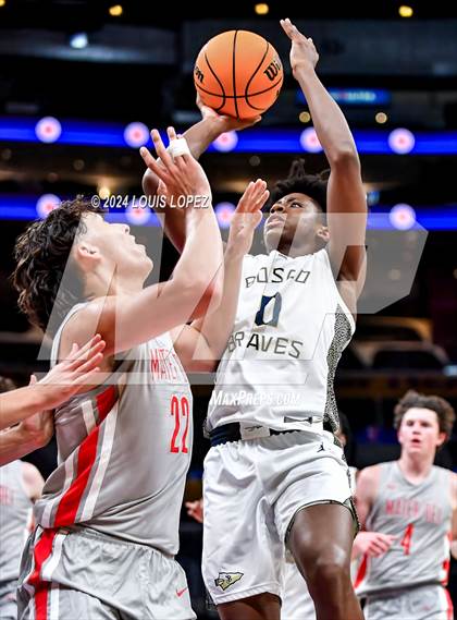 Thumbnail 3 in St. John Bosco vs. Mater Dei (Coastal Catholic Classic) photogallery.