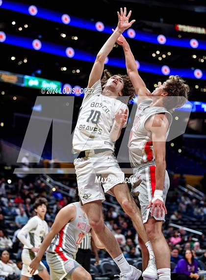 Thumbnail 1 in St. John Bosco vs. Mater Dei (Coastal Catholic Classic) photogallery.