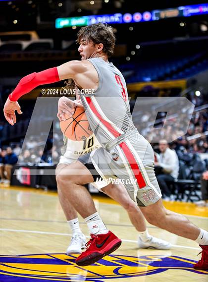 Thumbnail 3 in St. John Bosco vs. Mater Dei (Coastal Catholic Classic) photogallery.
