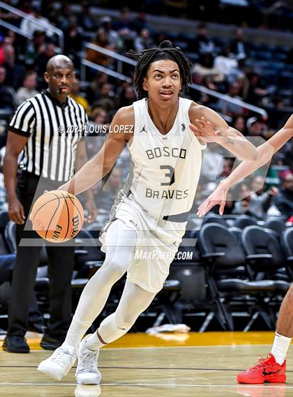 Thumbnail 2 in St. John Bosco vs. Mater Dei (Coastal Catholic Classic) photogallery.