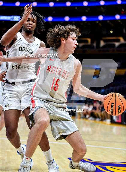 Thumbnail 2 in St. John Bosco vs. Mater Dei (Coastal Catholic Classic) photogallery.