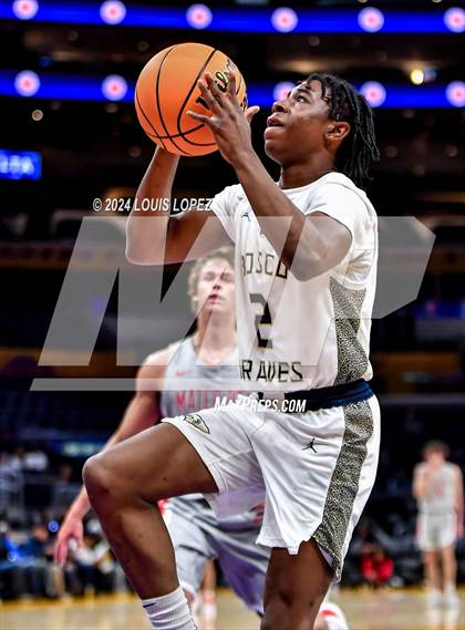 Thumbnail 3 in St. John Bosco vs. Mater Dei (Coastal Catholic Classic) photogallery.