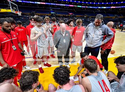 Thumbnail 1 in St. John Bosco vs. Mater Dei (Coastal Catholic Classic) photogallery.