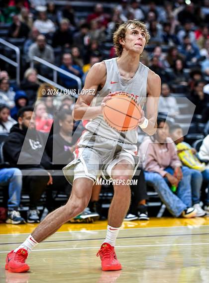 Thumbnail 1 in St. John Bosco vs. Mater Dei (Coastal Catholic Classic) photogallery.