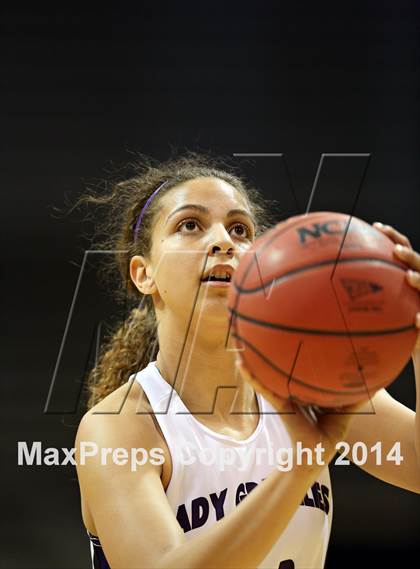 Thumbnail 1 in Mesa Ridge vs. Broomfield (CHSAA 4A Final) photogallery.