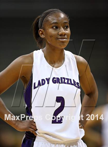 Thumbnail 3 in Mesa Ridge vs. Broomfield (CHSAA 4A Final) photogallery.