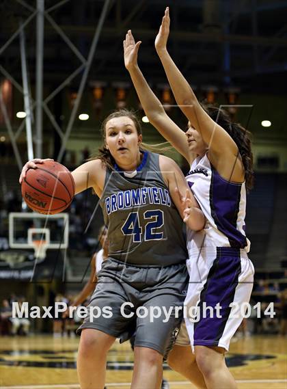 Thumbnail 3 in Mesa Ridge vs. Broomfield (CHSAA 4A Final) photogallery.