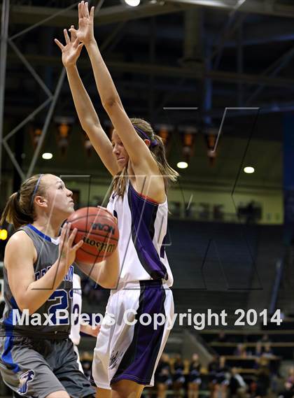 Thumbnail 3 in Mesa Ridge vs. Broomfield (CHSAA 4A Final) photogallery.