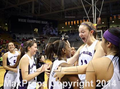 Thumbnail 3 in Mesa Ridge vs. Broomfield (CHSAA 4A Final) photogallery.