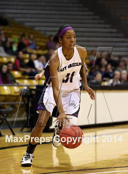 Thumbnail 1 in Mesa Ridge vs. Broomfield (CHSAA 4A Final) photogallery.
