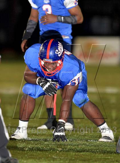 Thumbnail 1 in Chaminade @ Serra photogallery.