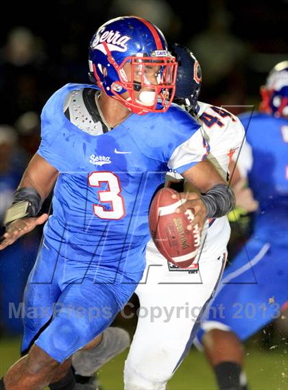 Thumbnail 2 in Chaminade @ Serra photogallery.