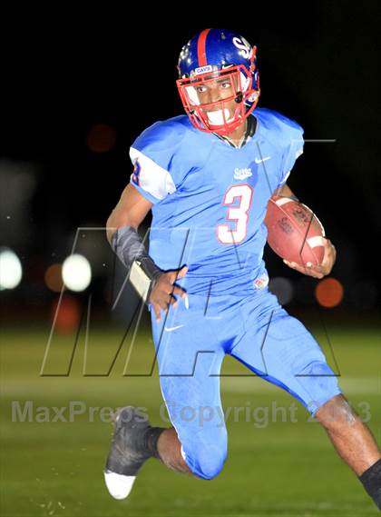Thumbnail 3 in Chaminade @ Serra photogallery.