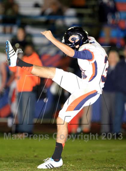 Thumbnail 3 in Chaminade @ Serra photogallery.