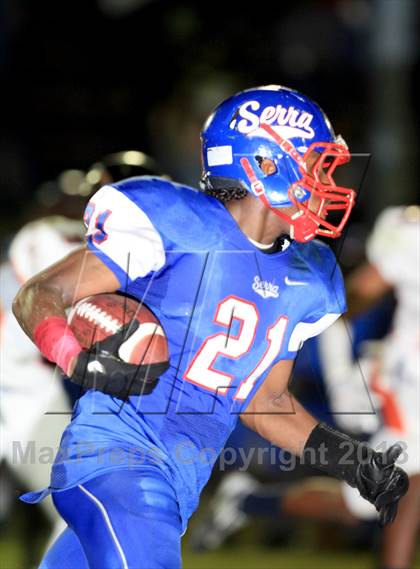 Thumbnail 2 in Chaminade @ Serra photogallery.