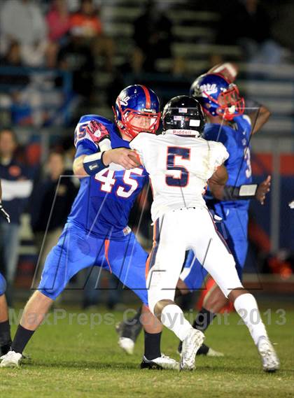 Thumbnail 1 in Chaminade @ Serra photogallery.