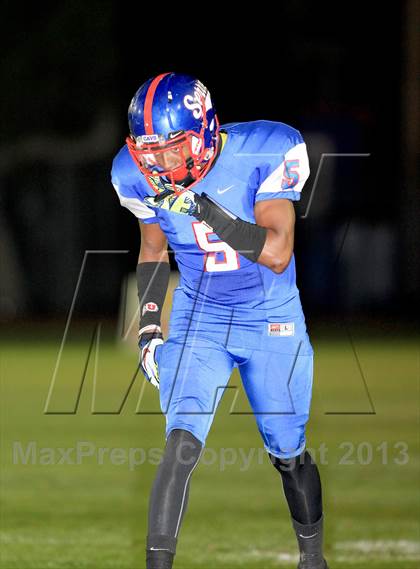 Thumbnail 1 in Chaminade @ Serra photogallery.