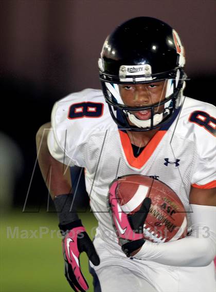 Thumbnail 1 in Chaminade @ Serra photogallery.
