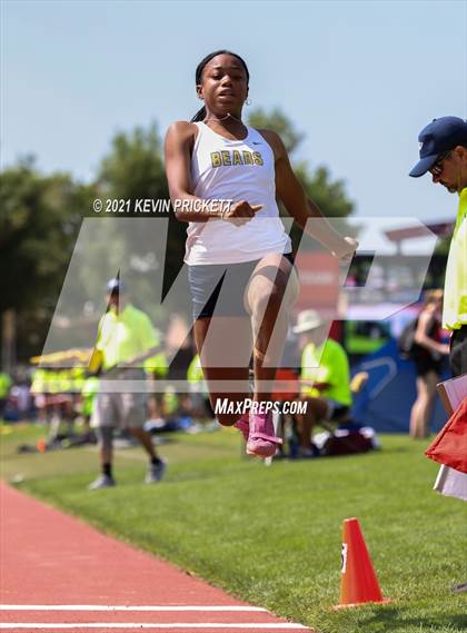 Thumbnail 2 in CHSAA Track & Field 4A Championships (Girls Long Jump) photogallery.