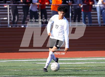 Thumbnail 1 in Salesian vs. Lynwood (CIF SS D3 Playoffs) photogallery.