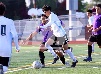 Thumbnail 1 in Salesian vs. Lynwood (CIF SS D3 Playoffs) photogallery.