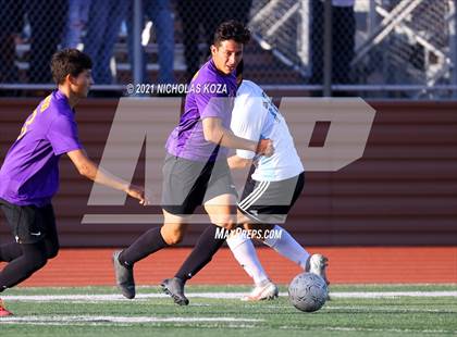 Thumbnail 3 in Salesian vs. Lynwood (CIF SS D3 Playoffs) photogallery.