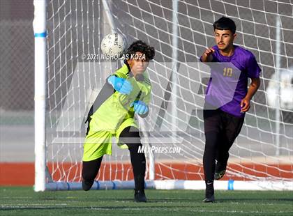 Thumbnail 1 in Salesian vs. Lynwood (CIF SS D3 Playoffs) photogallery.