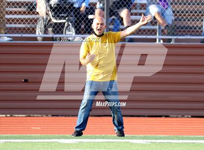 Thumbnail 1 in Salesian vs. Lynwood (CIF SS D3 Playoffs) photogallery.