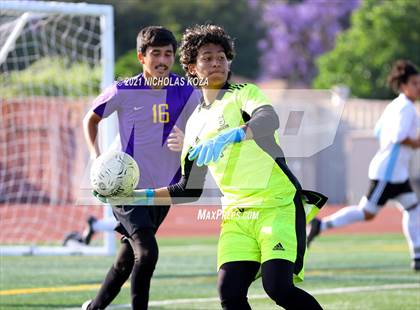 Thumbnail 1 in Salesian vs. Lynwood (CIF SS D3 Playoffs) photogallery.