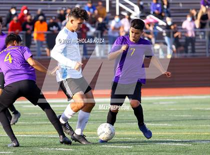 Thumbnail 2 in Salesian vs. Lynwood (CIF SS D3 Playoffs) photogallery.