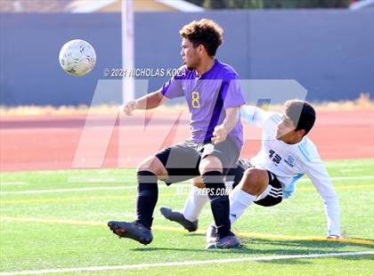 Thumbnail 2 in Salesian vs. Lynwood (CIF SS D3 Playoffs) photogallery.
