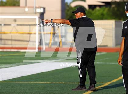 Thumbnail 2 in Salesian vs. Lynwood (CIF SS D3 Playoffs) photogallery.