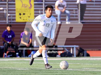 Thumbnail 1 in Salesian vs. Lynwood (CIF SS D3 Playoffs) photogallery.