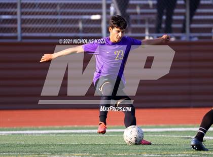 Thumbnail 2 in Salesian vs. Lynwood (CIF SS D3 Playoffs) photogallery.