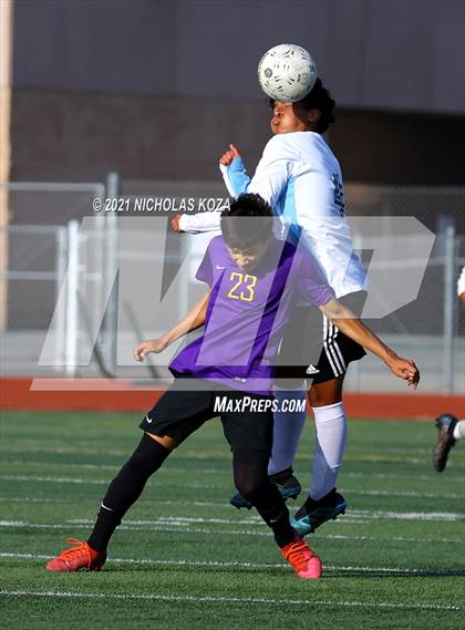 Thumbnail 2 in Salesian vs. Lynwood (CIF SS D3 Playoffs) photogallery.