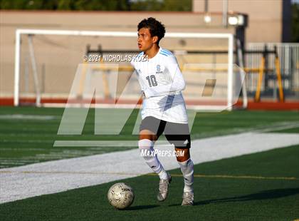 Thumbnail 1 in Salesian vs. Lynwood (CIF SS D3 Playoffs) photogallery.