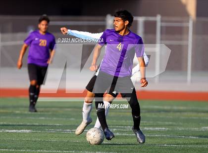 Thumbnail 2 in Salesian vs. Lynwood (CIF SS D3 Playoffs) photogallery.