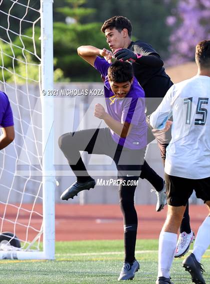 Thumbnail 3 in Salesian vs. Lynwood (CIF SS D3 Playoffs) photogallery.