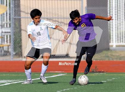 Thumbnail 1 in Salesian vs. Lynwood (CIF SS D3 Playoffs) photogallery.