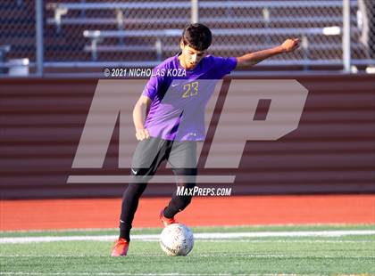 Thumbnail 2 in Salesian vs. Lynwood (CIF SS D3 Playoffs) photogallery.