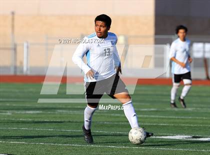 Thumbnail 1 in Salesian vs. Lynwood (CIF SS D3 Playoffs) photogallery.