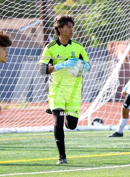 Thumbnail 2 in Salesian vs. Lynwood (CIF SS D3 Playoffs) photogallery.