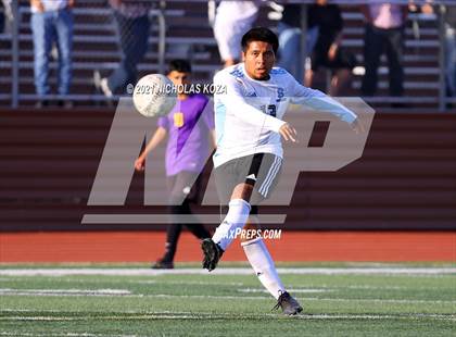 Thumbnail 2 in Salesian vs. Lynwood (CIF SS D3 Playoffs) photogallery.
