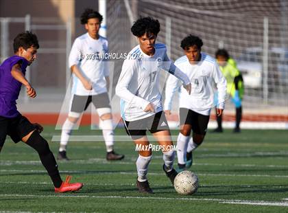 Thumbnail 1 in Salesian vs. Lynwood (CIF SS D3 Playoffs) photogallery.