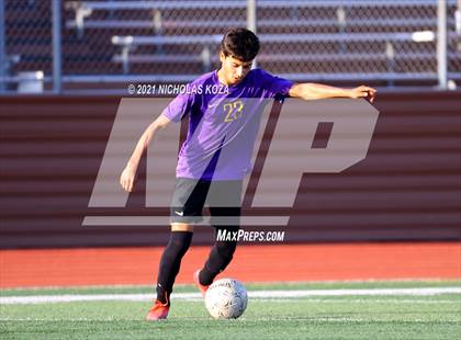 Thumbnail 1 in Salesian vs. Lynwood (CIF SS D3 Playoffs) photogallery.