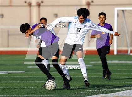 Thumbnail 1 in Salesian vs. Lynwood (CIF SS D3 Playoffs) photogallery.