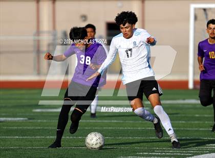 Thumbnail 3 in Salesian vs. Lynwood (CIF SS D3 Playoffs) photogallery.