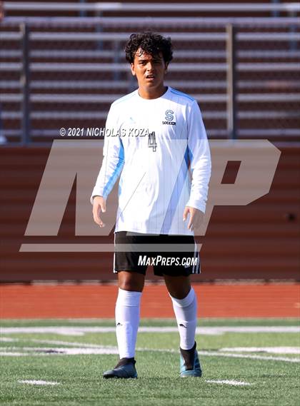 Thumbnail 1 in Salesian vs. Lynwood (CIF SS D3 Playoffs) photogallery.