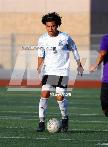 Thumbnail 3 in Salesian vs. Lynwood (CIF SS D3 Playoffs) photogallery.