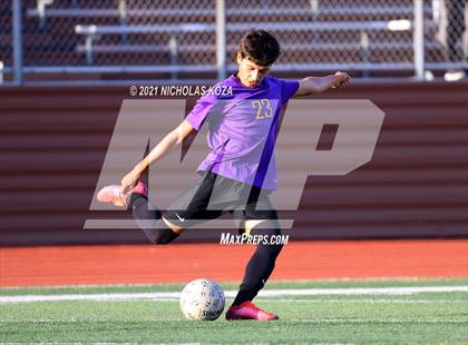 Thumbnail 3 in Salesian vs. Lynwood (CIF SS D3 Playoffs) photogallery.